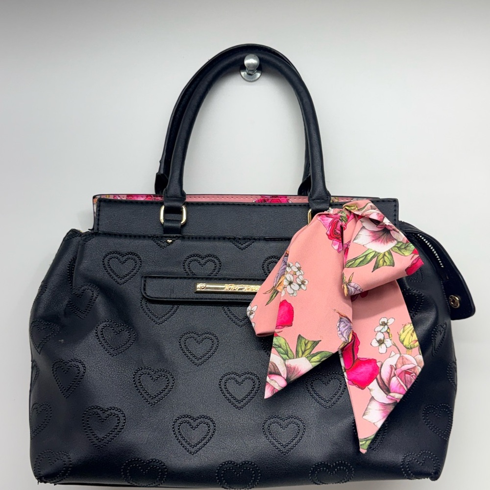 Betsey Johnson black quilted purse floral scarf bow 16x10